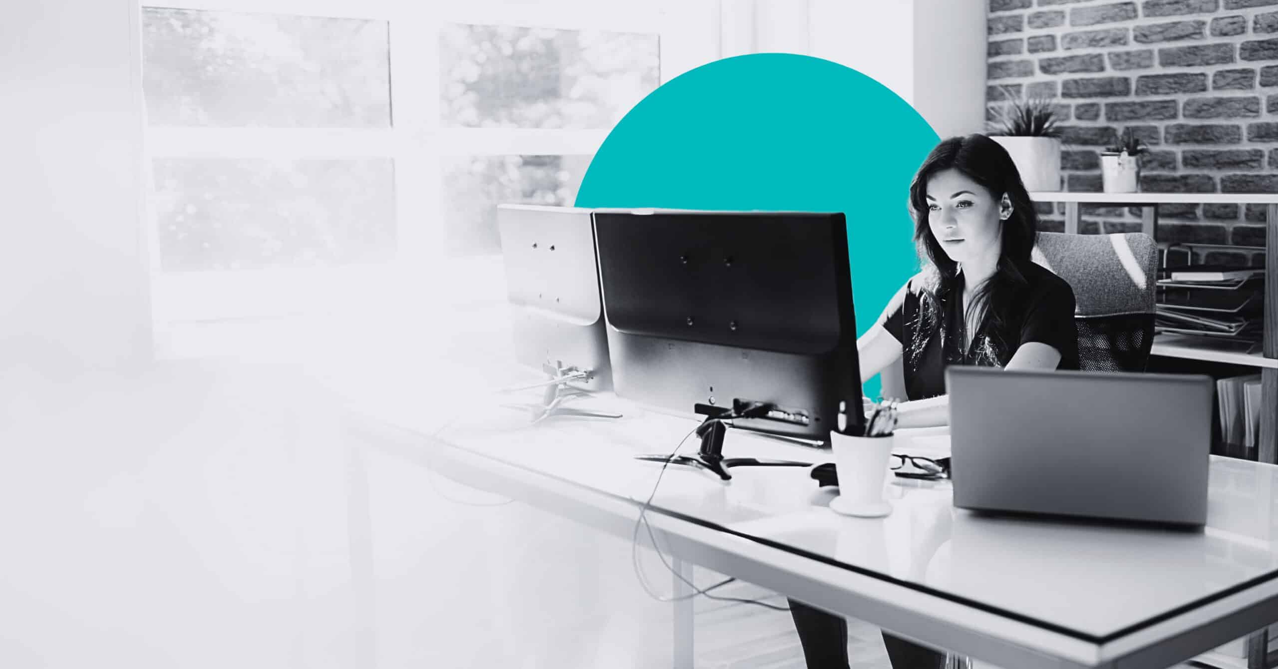 Woman working on a email marketing toolkit.