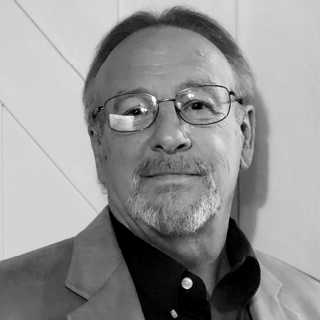 Gregg Neveu headshot.